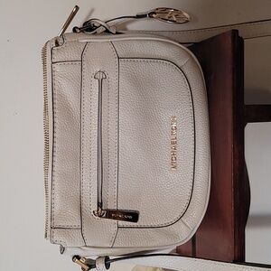 NWT Michael Kors Cream Crossbody Bag